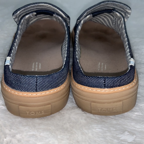 Toms Blue Denim Slip On Mules Size 8 - Picture 4 of 7